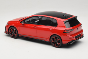 Volkswagen Golf Mk8 GTI 50th Edition Tornado Red Otto 1:18 OT1322 Sveķi — attēls 5 no 6