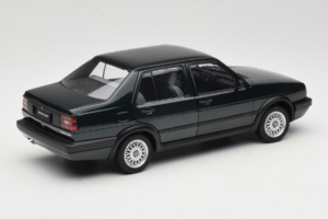 Volkswagen Jetta Mk3 CL Melns Icartime 1:18 JETTA001 Metāls — attēls 3 no 8