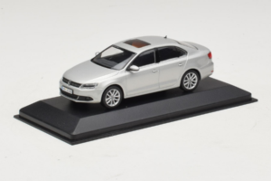 Volkswagen Jetta Mk6 Sudrabs Minichamps 1:43 JETTA002 Metāls — attēls 2 no 4