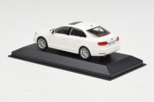Volkswagen Jetta Mk6 Balts Minichamps 1:43 JETTA003 Metāls — attēls 3 no 4
