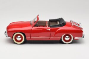 Volkswagen Karmann Ghia Kabriolets Sarkans Solido 1:18 8058 Metāls — attēls 4 no 8