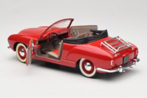 Volkswagen Karmann Ghia Kabriolets Sarkans Solido 1:18 8058 Metāls — attēls 7 no 8