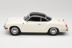 Volkswagen Karmann Ghia Krēmkrāsa Melns Minichamps 1:18 155054021 Metāls — attēls 3 no 6