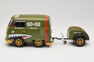 Volkswagen Kool Kombi Army Fighter Green Solido 1:18 S1810901 Metāls — attēls 4 no 8