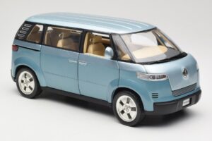Volkswagen Microbus Concept Gaiši Zaļš Revell 1:18 08444 Metāls — attēls 6 no 8
