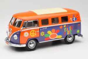Volkswagen Microbus T1 Flower Power Road Signature 1:18 92329 Metāls