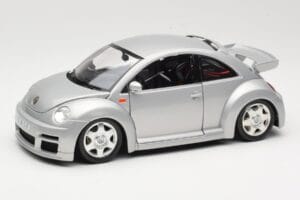 Volkswagen New Beetle RSi Sudrabs Bburago 1:18 3306 Metāls