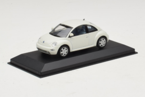 Volkswagen New Beetle Balts Minichamps 1:43 430058005 Metāls — attēls 2 no 4