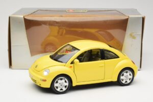 Volkswagen New Beetle Dzeltens Bburago 1:18 BEETLE001 Metāls — attēls 8 no 8