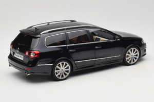 Volkswagen Passat B6 R36 Variant Melns NZG 1:18 KF044-4A Metāls — attēls 3 no 8