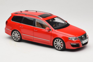 Volkswagen Passat B6 R36 Variant Sarkans NZG 1:18 KF044-5 Metāls — attēls 6 no 8