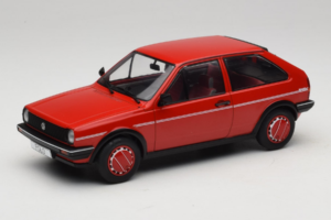 Volkswagen Polo II Coupe Fox MCG 1:18 MCG18523 Metāls
