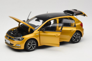 Volkswagen Polo Plus Dzeltens OEM 1:18 ZVY000009GEL Metāls — attēls 2 no 8