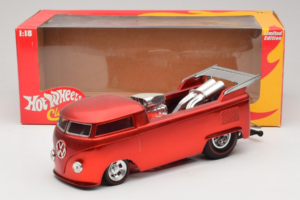 Volkswagen T1 Truck Sarkans Hot Wheels 1:18 J2895 Metāls — attēls 8 no 8
