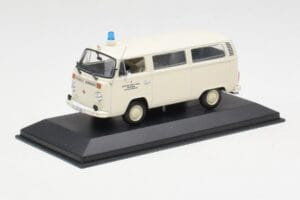 Volkswagen T2 Ambulance DRK Minichamps 1:43 400053090 Metāls — attēls 2 no 4