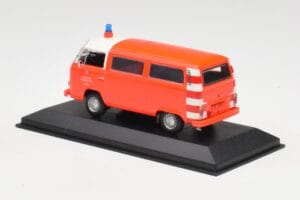 Volkswagen T2 Bus Ugunsdzēsēji Frankfurt Sarkani Buferis Minichamps 1:43 400053091-V1 Metāls — attēls 3 no 4