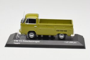 Volkswagen T2 Flatbed Zaļš Minichamps 1:43 400053202 Metāls