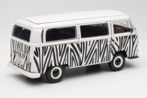 Volkswagen T2a Bus Safari Schuco 1:18 191 Metāls — attēls 3 no 8