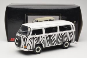 Volkswagen T2a Bus Safari Schuco 1:18 191 Metāls — attēls 8 no 8