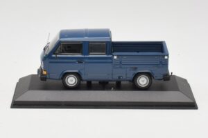 Volkswagen T3 Double Cab Flatbed Zils Minichamps 1:43 400055260 Metāls