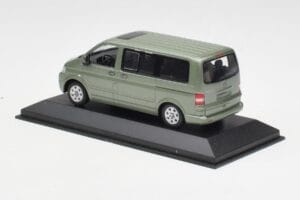 Volkswagen T5 Bus Fresco Green Minichamps 1:43 T5001-B Metāls — attēls 3 no 4