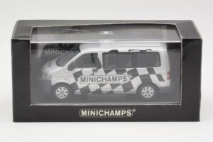 Volkswagen T5 Bus Minichamps Edition Minichamps 1:43 400052202 Metāls — attēls 4 no 4