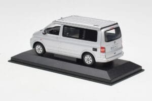 Volkswagen T5 California Sudrabs Minichamps 1:43 7H8099300GPA7W Metāls — attēls 3 no 4