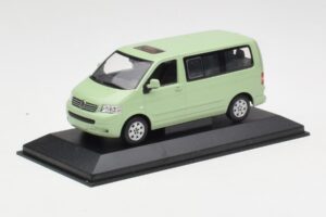 Volkswagen T5 Multivan California Laima Zaļš Dealer Minichamps 1:43 400052201-D1 Metāls — attēls 2 no 4