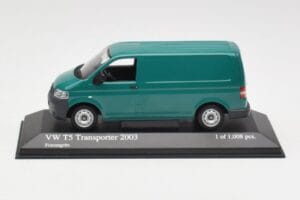 Volkswagen T5 Transporter Zaļš Minichamps 1:43 400052261 Metāls