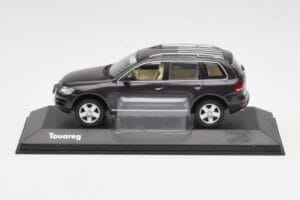 Volkswagen Touareg Pelēks Minichamps 1:43 TOUAREG001 Metāls