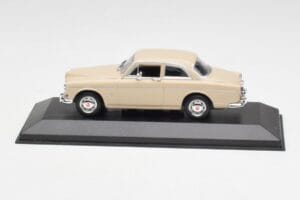 Volvo 121 Amazon Bēšs Minichamps 1:43 940171002 Metāls