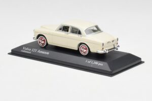 Volvo 121 Amazon Balts Minichamps 1:43 430171040 Metāls — attēls 3 no 4