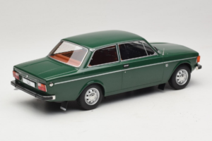 Volvo 142 Zaļš MCG 1:18 MCG18005 Metāls — attēls 2 no 6