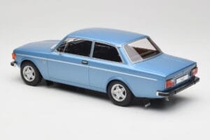 Volvo 142 Gaiši Zils MCG 1:18 MCG18444 Metāls — attēls 5 no 6
