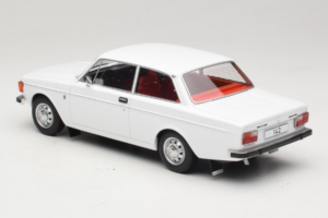 Volvo 142 Balts MCG 1:18 MCG18445 Metāls — attēls 5 no 6