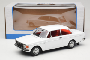 Volvo 142 Balts MCG 1:18 MCG18445 Metāls — attēls 6 no 6