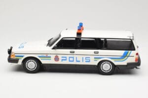 Volvo 240 GL Universāls Polis Sweden Minichamps 1:18 155171480 Metāls — attēls 3 no 6