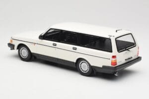 Volvo 240 GL Universāls Balts Minichamps 1:18 155171412 Metāls — attēls 5 no 6