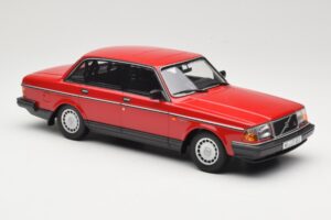 Volvo 240 GL Tumši Sarkans Minichamps 1:18 166171401 Metāls — attēls 4 no 6