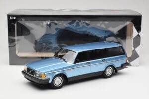 Volvo 240 GL Estate Blue Metallic Minichamps 1:18 155171414 Metāls — attēls 6 no 6