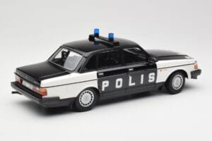 Volvo 240 GL Polis Sweden Melns Minichamps 1:18 155171497 Metāls — attēls 2 no 6