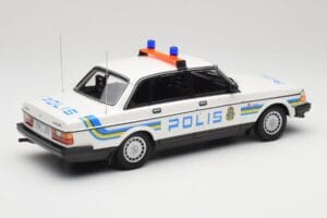 Volvo 240 GL Polis Sweden Minichamps 1:18 155171490 Metāls — attēls 2 no 6