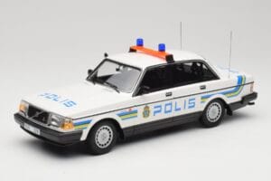 Volvo 240 GL Polis Sweden Minichamps 1:18 155171490 Metāls