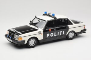 Volvo 240 GL Politi Norway Melns Minichamps 1:18 155171496 Metāls