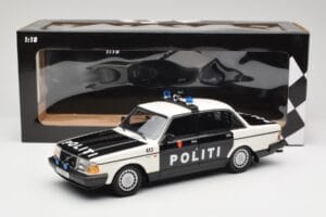 Volvo 240 GL Politi Norway Melns Minichamps 1:18 155171496 Metāls — attēls 6 no 6