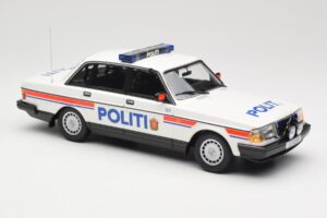 Volvo 240 GL Politi Norway Minichamps 1:18 155171491 Metāls — attēls 4 no 6