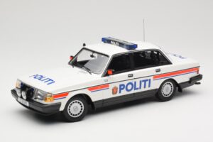 Volvo 240 GL Politi Norway Minichamps 1:18 155171491 Metāls