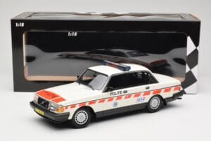 Volvo 240 GL Politie Netherlands Minichamps 1:18 155171498 Metāls — attēls 6 no 6