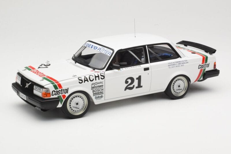 Volvo 240 Turbo #21 P. Stureson DTM Winner Wunstorf 1985 AUTOart 1:18 88592 Metāls