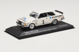 Volvo 240 Turbo #1 P. Stureson IPS Motorsport DTM 1986 Minichamps 1:43 400861701 Metāls — attēls 2 no 4